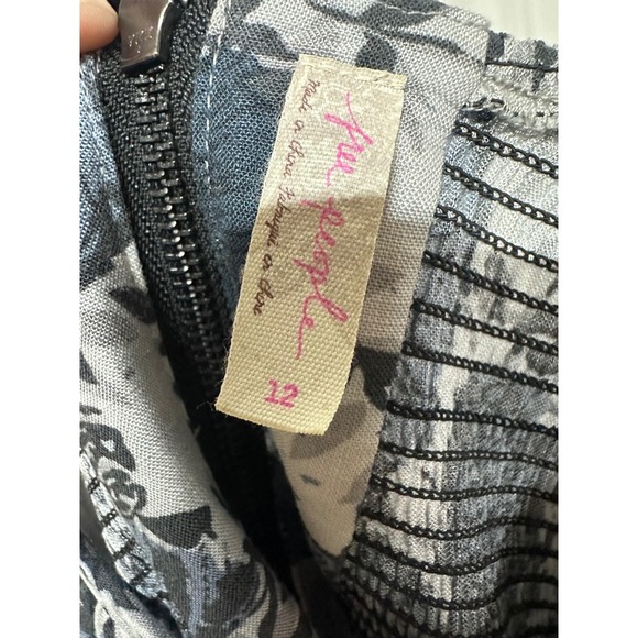 Free People Size 12 Blue Floral Print Sweetheart Neck Wrap Skirt Midi Dress - Picture 4 of 5